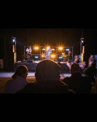 We had an absolute blast serenading you with funky tunes and good vibes at @realfestival. Big love to everyone who stopped by to groove with us!  Whether you danced, clapped, or just chilled and listened, we loved sharing the music with you.  Ready to make music of your own?
Term 4 enrolments are now open! Head to our website and book your lessons today.  Image Credit: @eddysummersphotography  #RealFestival #MusicLessons #Term4Enrolments #LiveMusicVibes #CommunityGroove